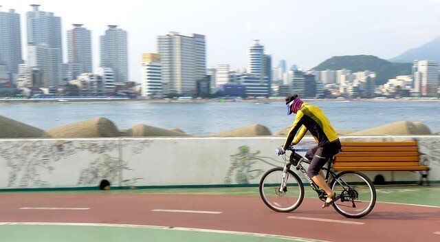 Healthy Aging: Lifestyle Tips for a Vibrant and Active Senior Life